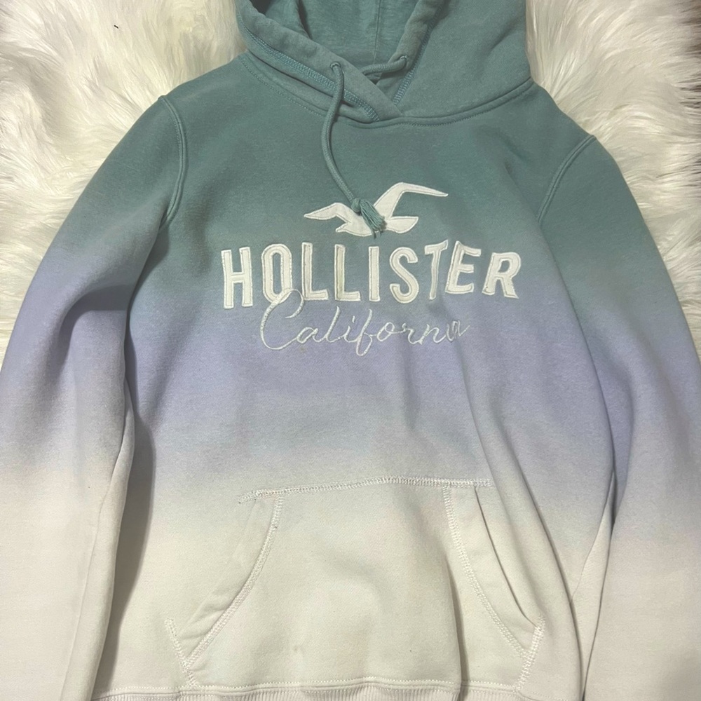 Blue to Purple Ombre Hollister Hoddie
